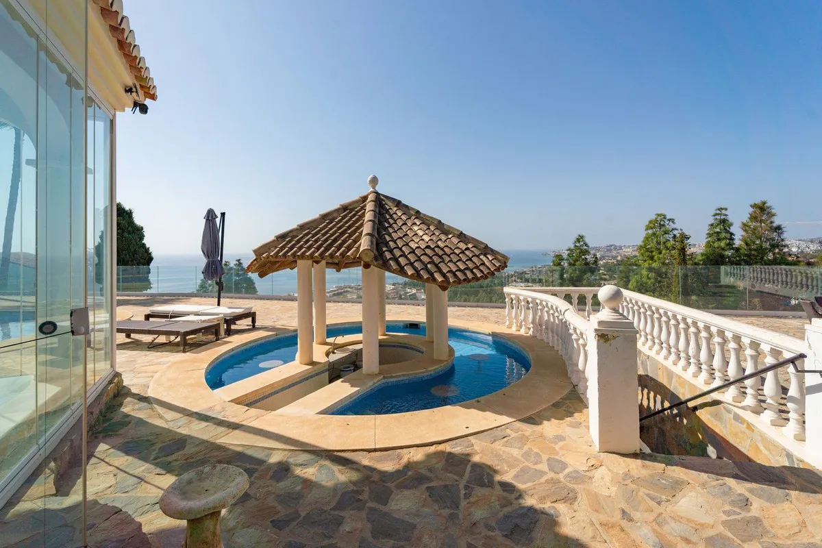 5a35f30c-8a32-4275-8bf2-5eb25b1a322e