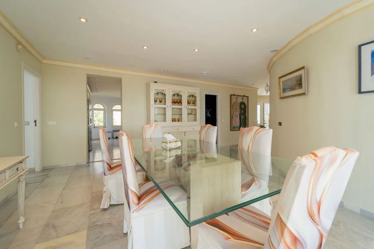 7293bc8c-b609-4b3b-898e-41a5607acc37