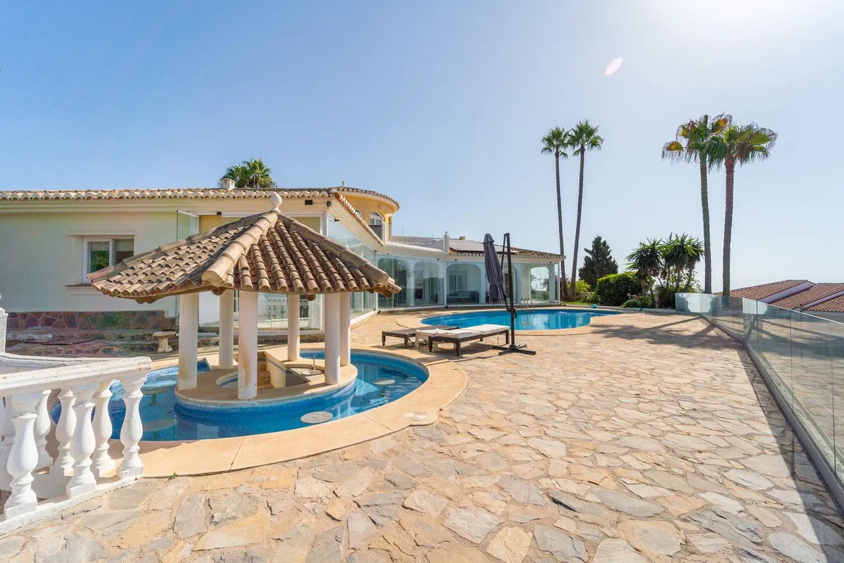 b2608e5f-bc4e-4b10-80e8-aa0887236245