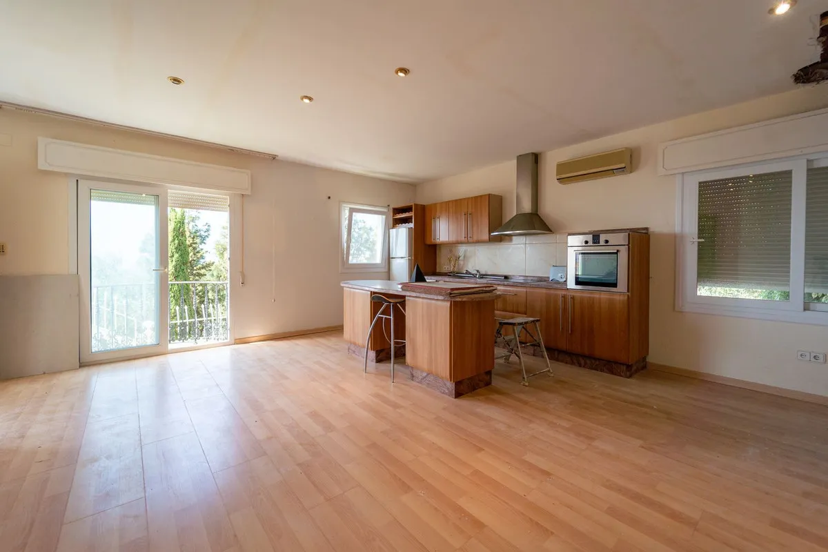 ebcb7d12-82bd-4ce6-9ec8-a45ed07dee4c