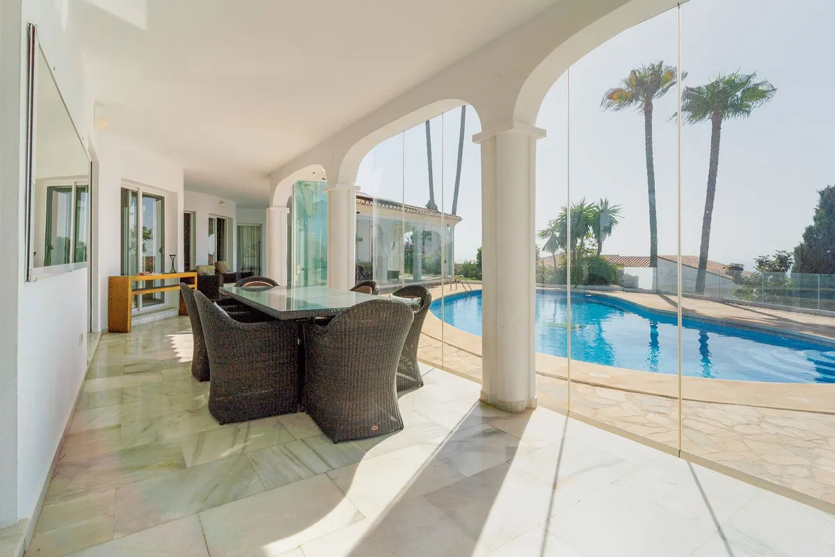 f855675e-2bc4-4879-abdc-8bf6cf265fc3