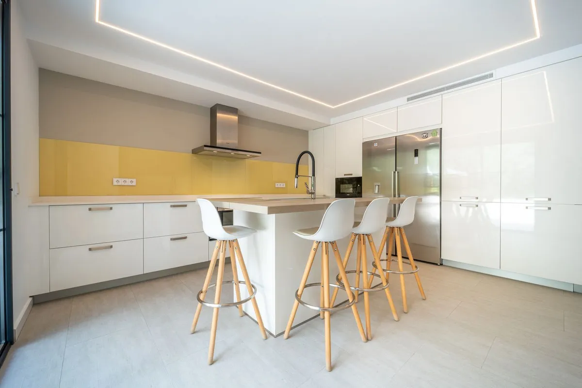 90634781-61d9-4588-b468-37f9d1842021