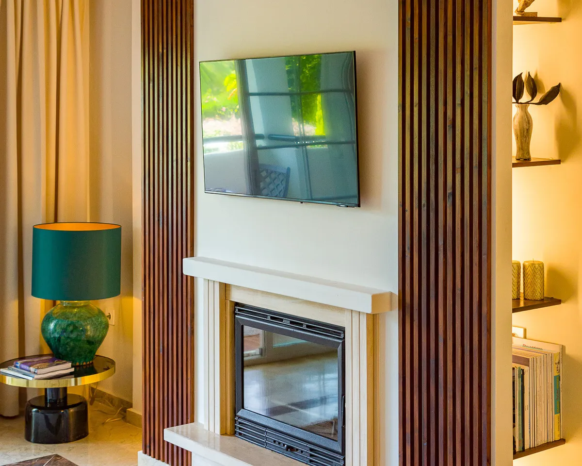 33009ed9-b6cb-488d-986d-202d37cb46d3