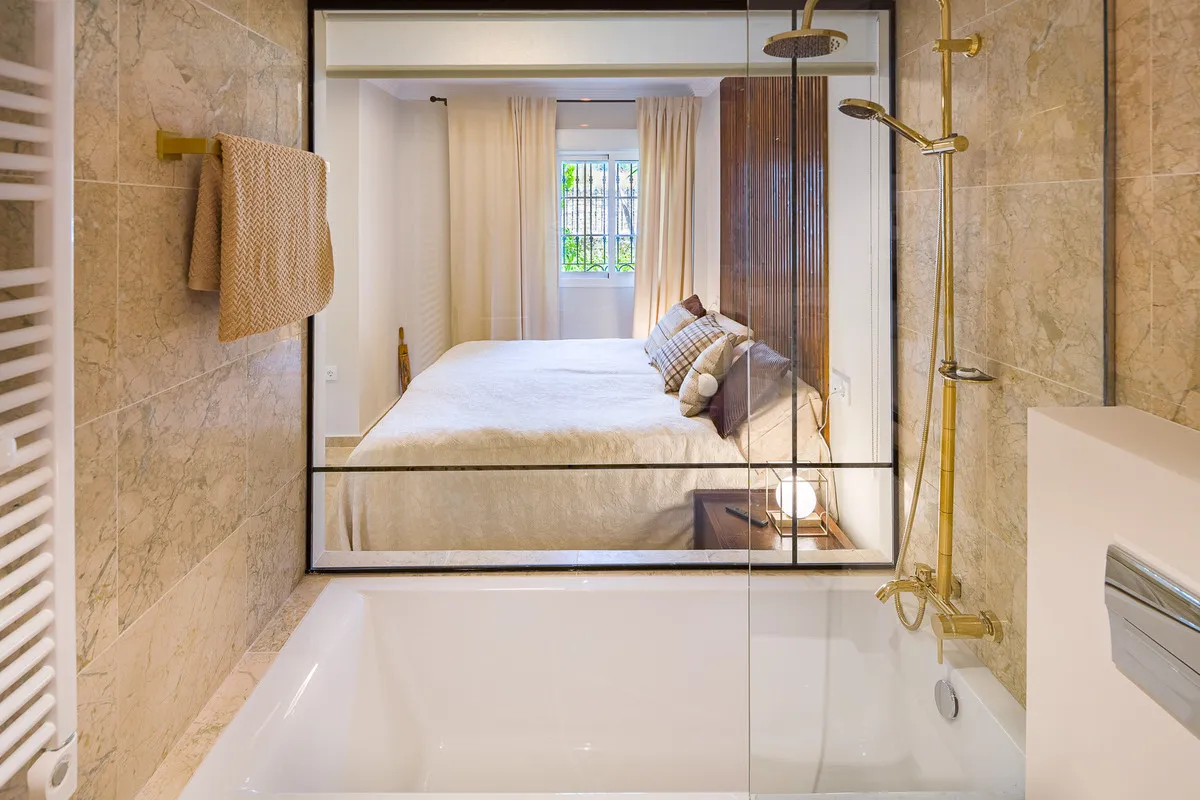 80aa8897-5e2d-43dd-add5-35818c4fe1ce