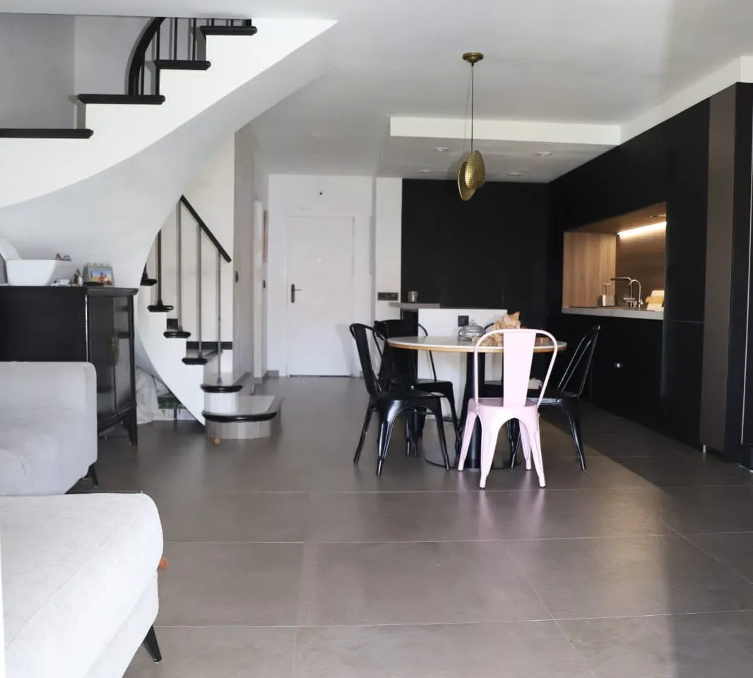 0e36197f-6651-422a-8511-ec8d99a5d8da