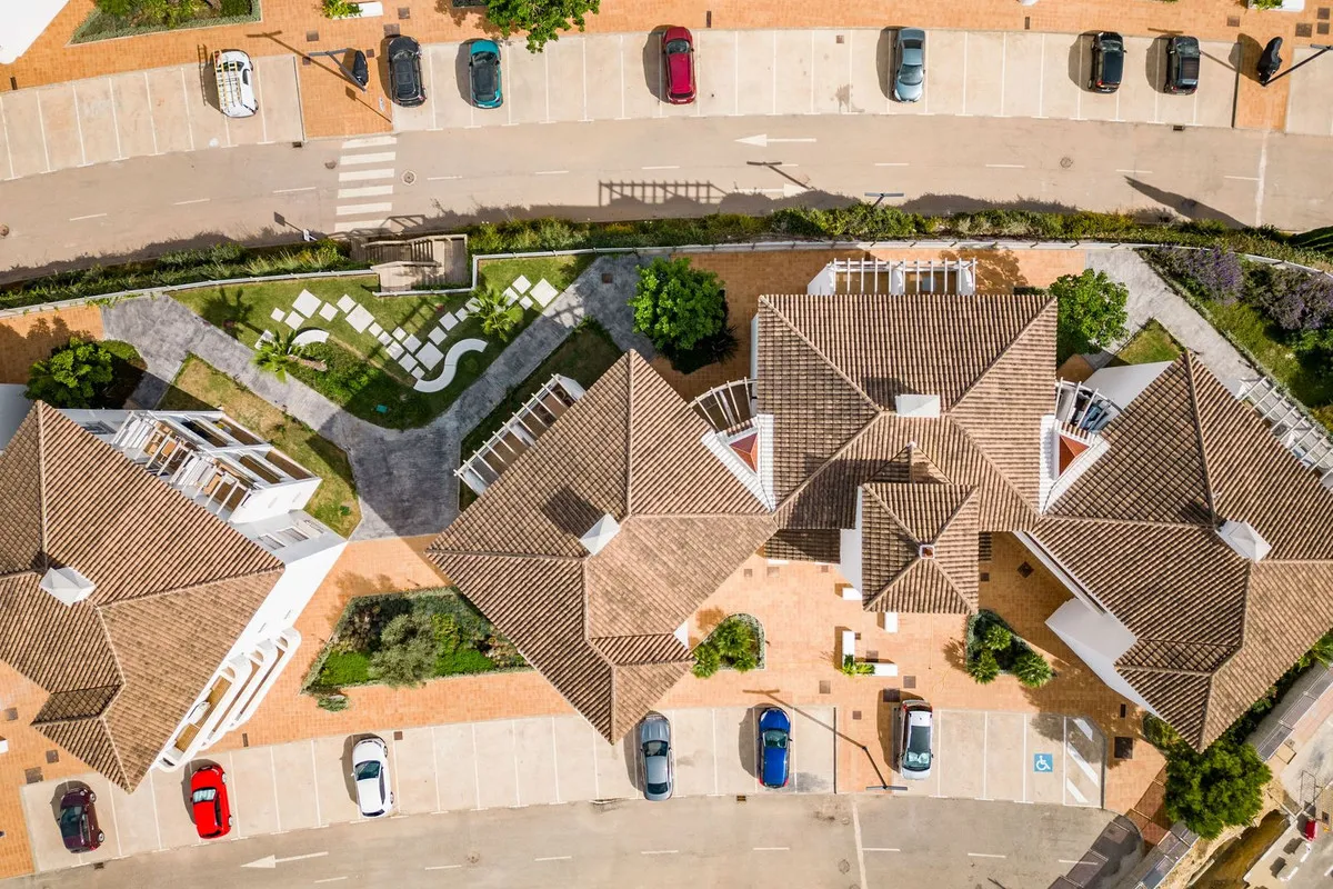 d281585d-0e35-44f2-bf11-9c4a821add3f