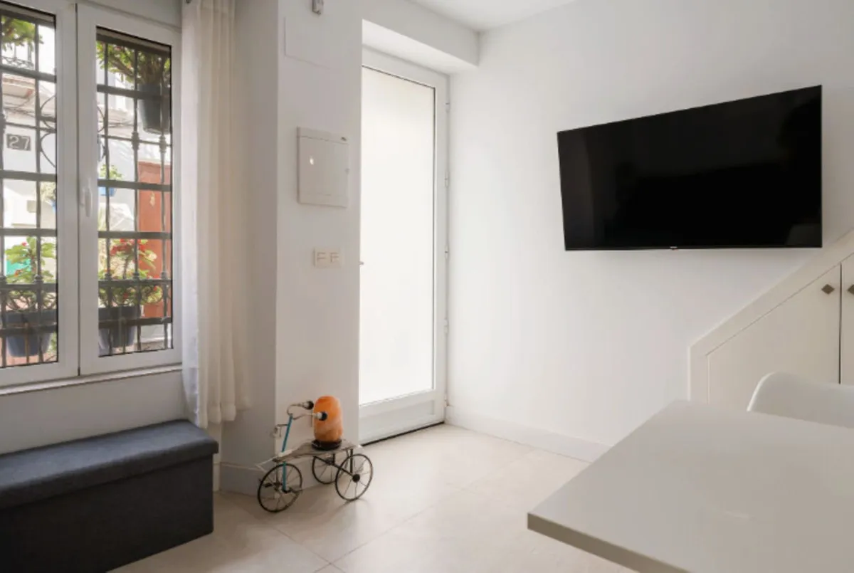 aed418fc-badf-4e30-974c-50d2f51e8111