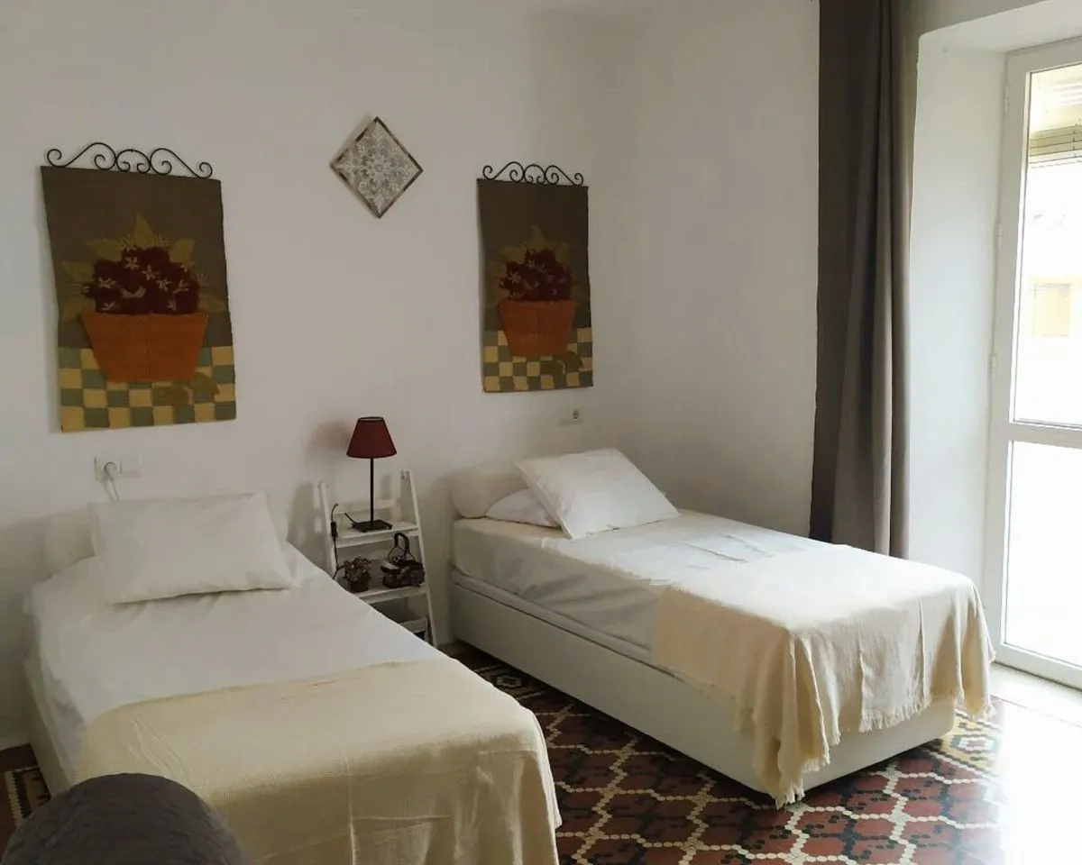 99562ac4-610f-4e92-8cde-e60740c18108