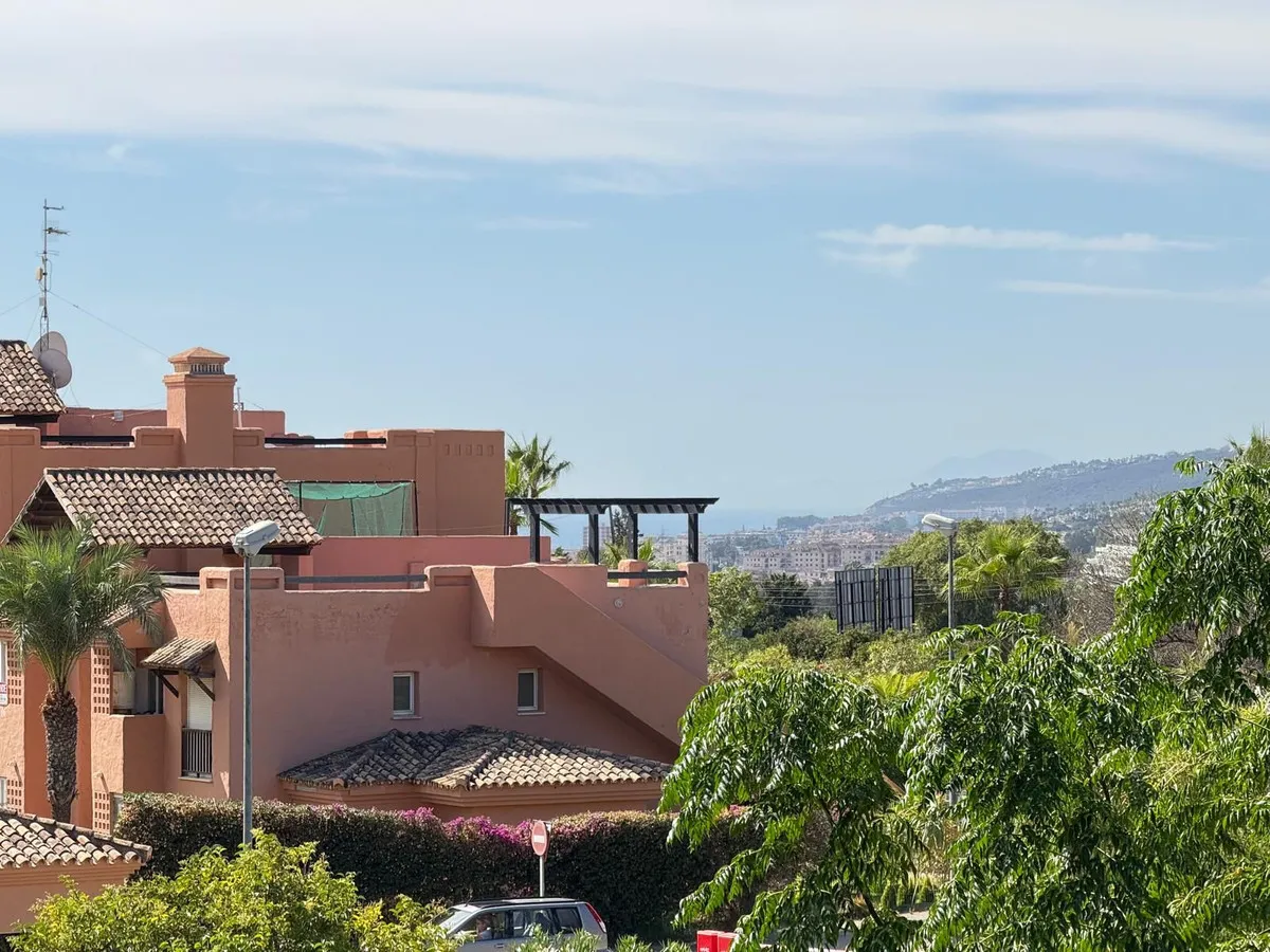 e19433a8-9dba-4a8e-a977-288a3ff02bf9