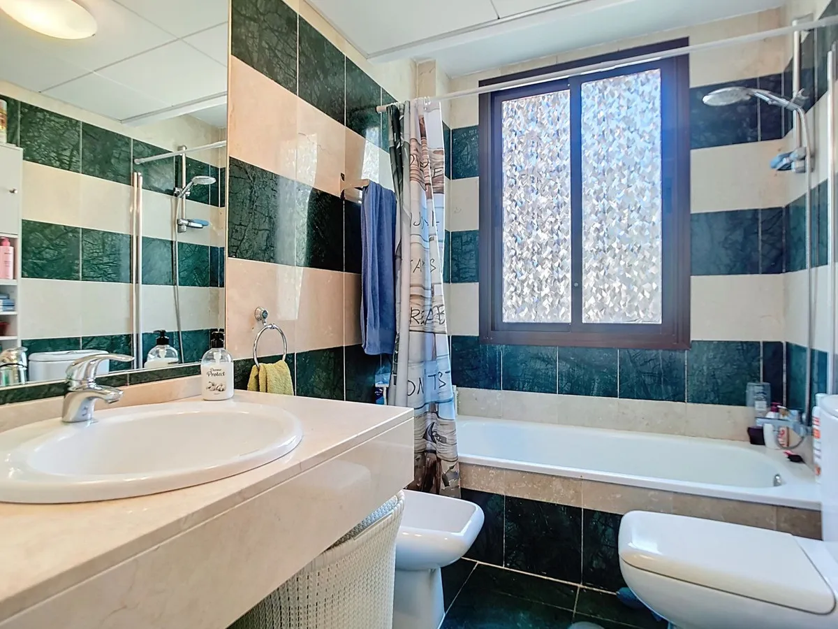 1b8ab65c-0679-4559-8efd-90459dab3aaa