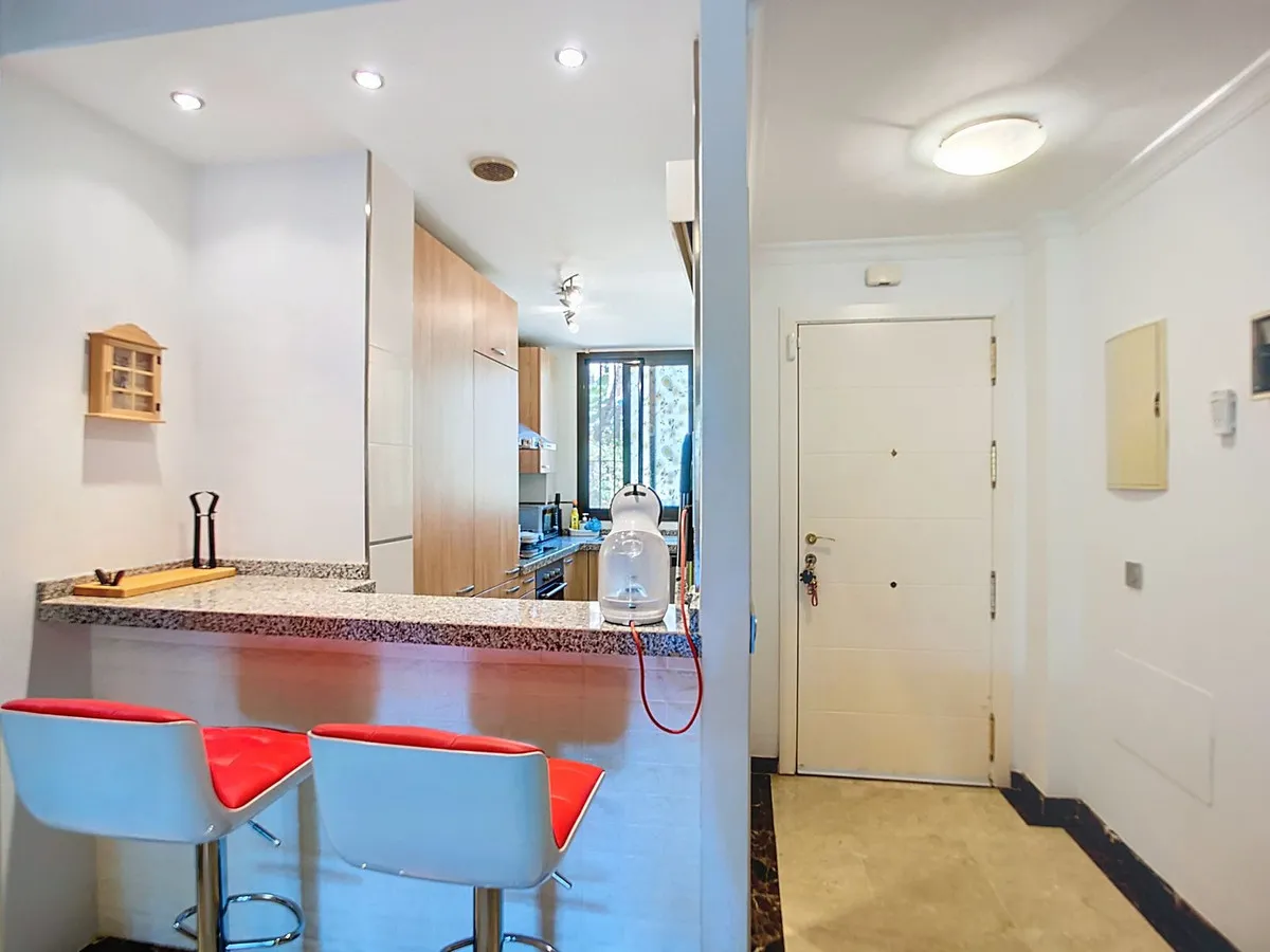 594ef7a1-5ea0-498e-9dd7-2ba057020f8f