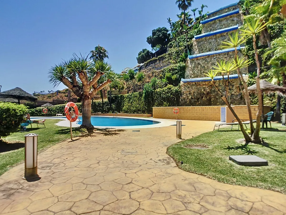 6af66335-e6ba-40ae-9b4b-5ca1743a5a25