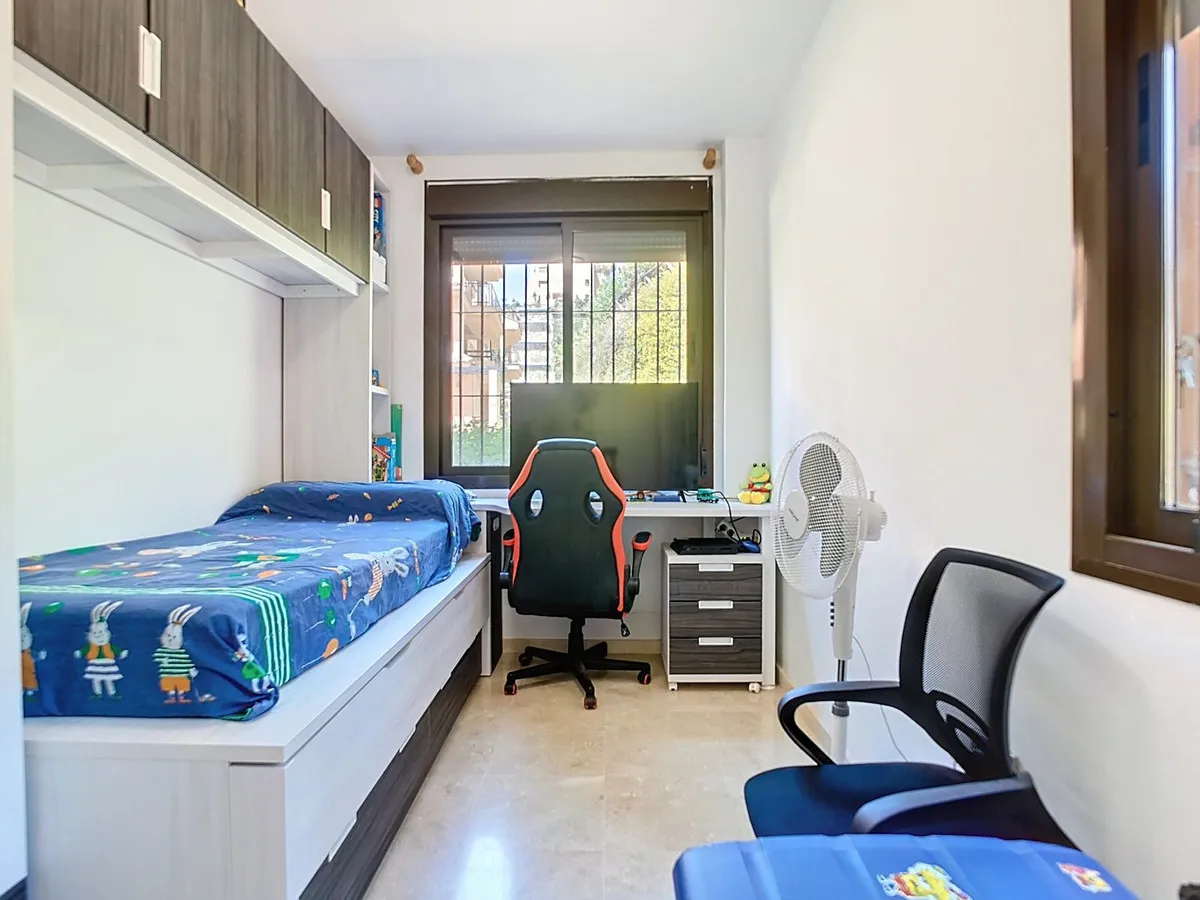 ab70aa23-7481-4b7c-8831-b5f0dd628e5d