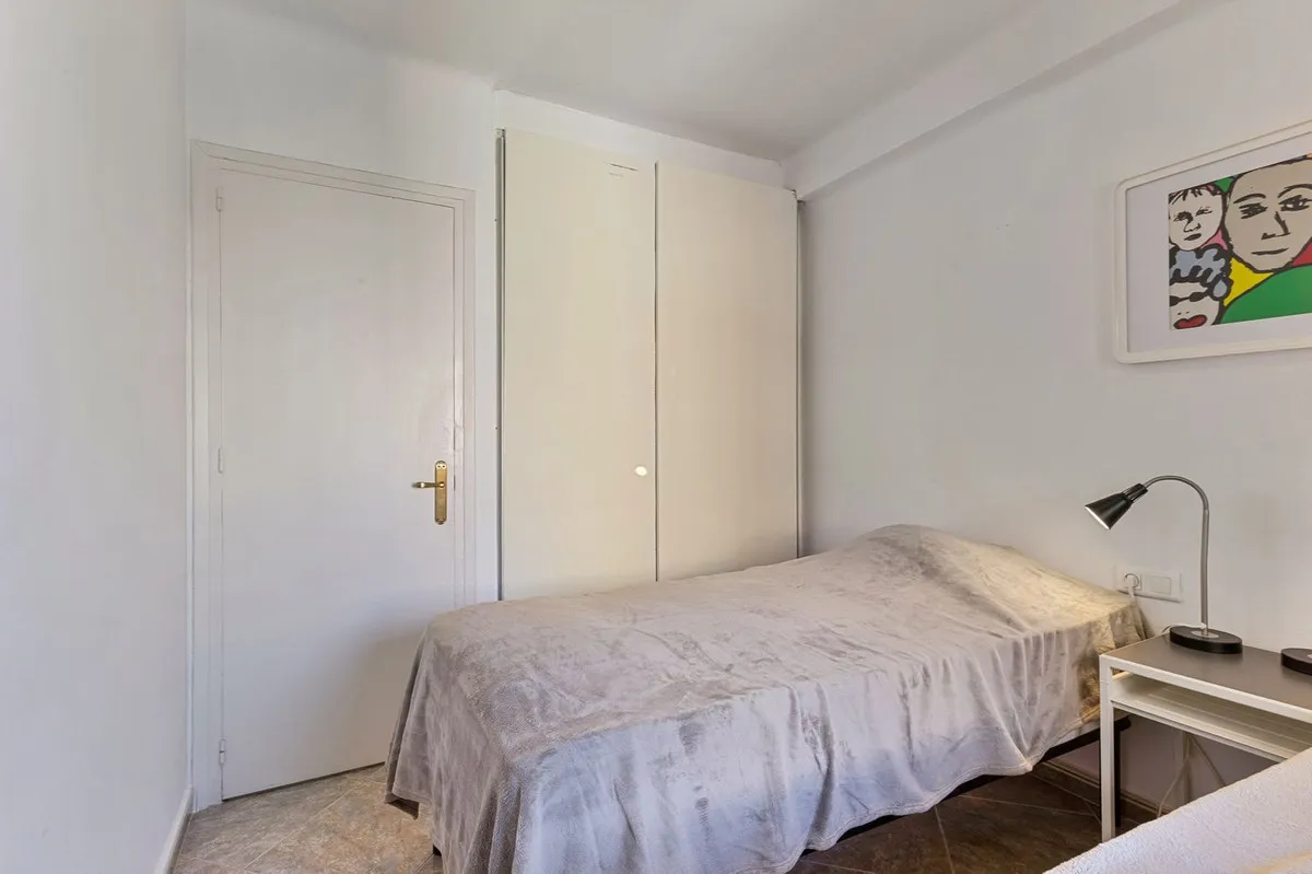 1f4adbb0-a766-47c4-b098-f8c06747701b