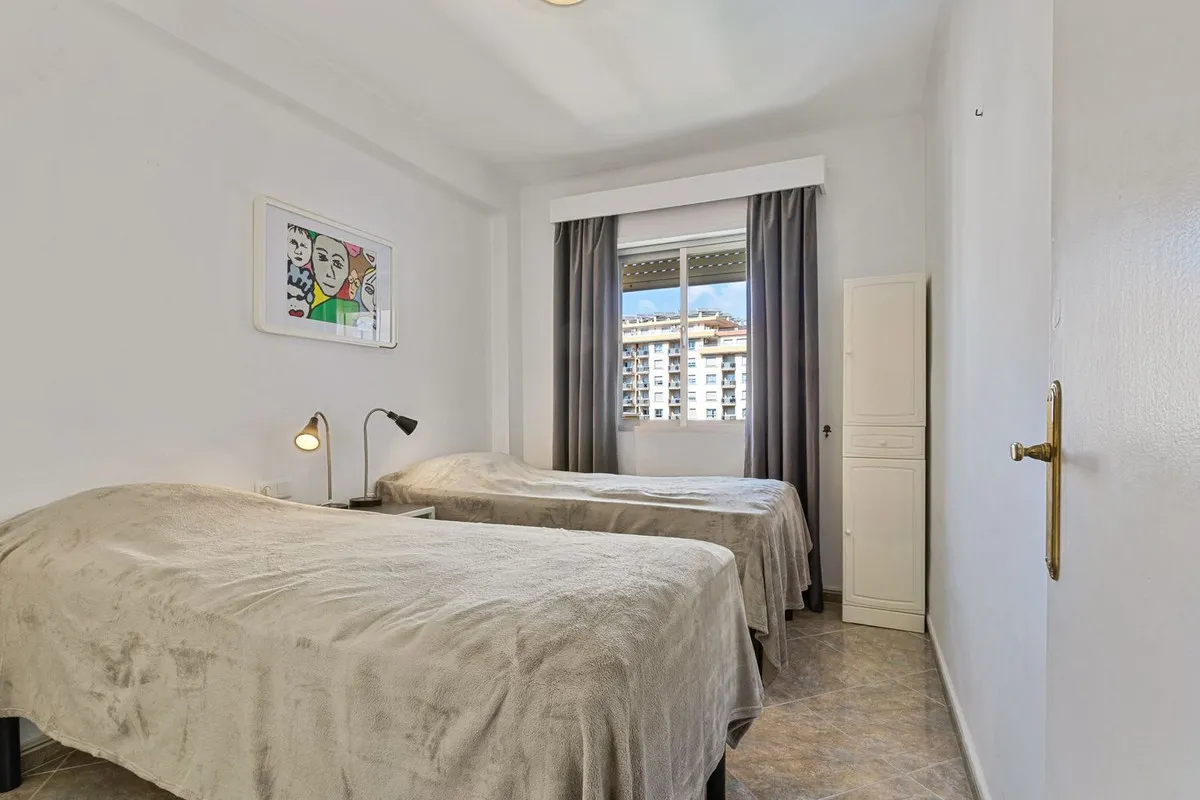 5dc7620d-49a3-43b0-a053-d756da70946c