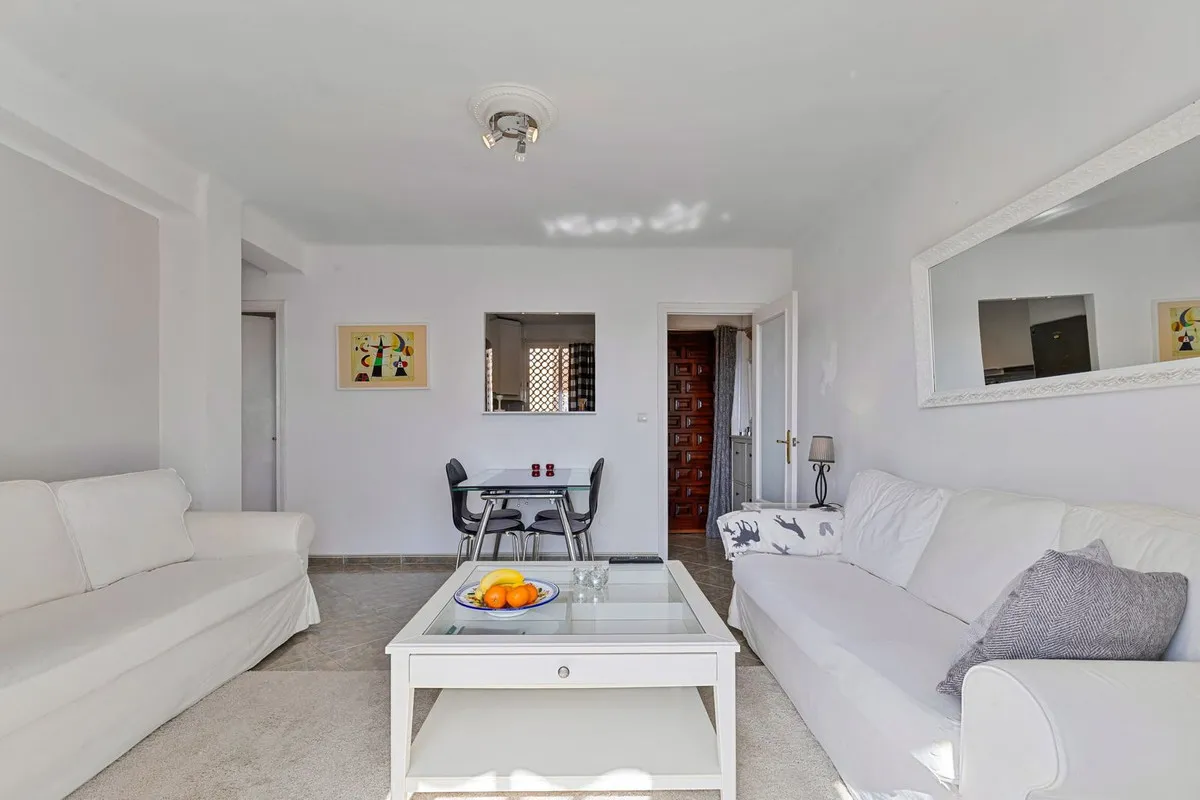 6e1d244d-26c0-4120-809b-652046412b2e