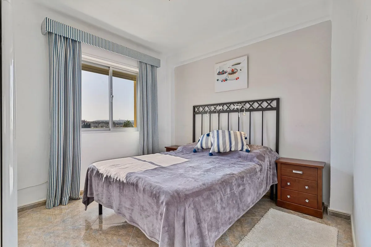 dc133ab2-8159-461e-bc69-7edd7bb3b7f8