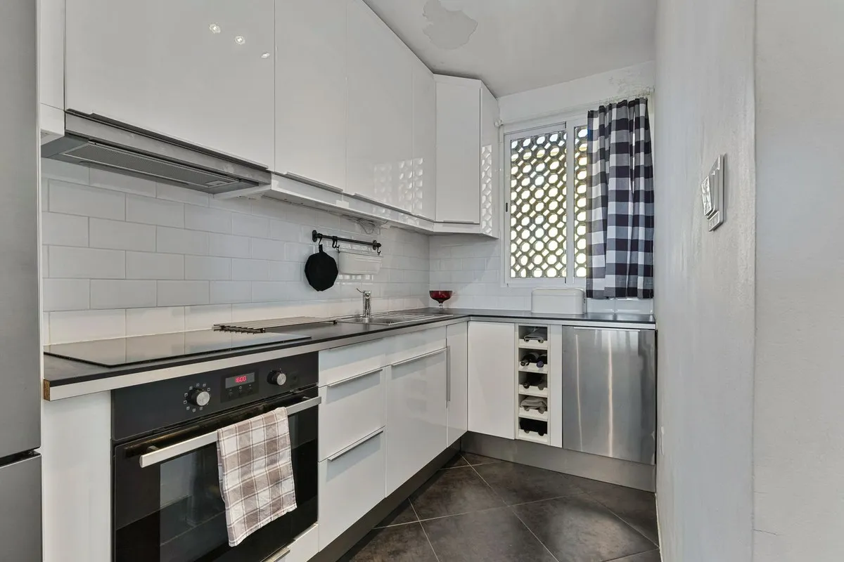 e0c9aace-7d79-4029-bc0d-0233127089eb