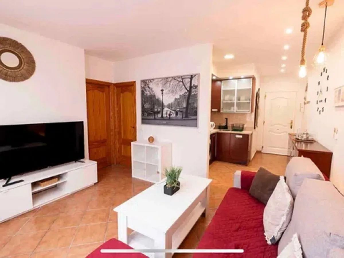 b42f77dd-0734-44d8-84a8-a04e3266902a