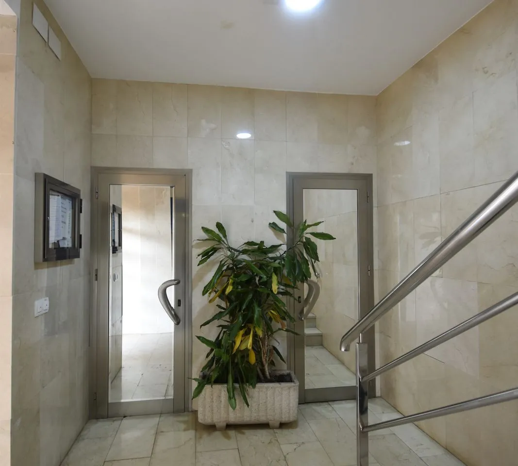 1f8f242f-2252-4c06-bbb0-ea449b34f1d5