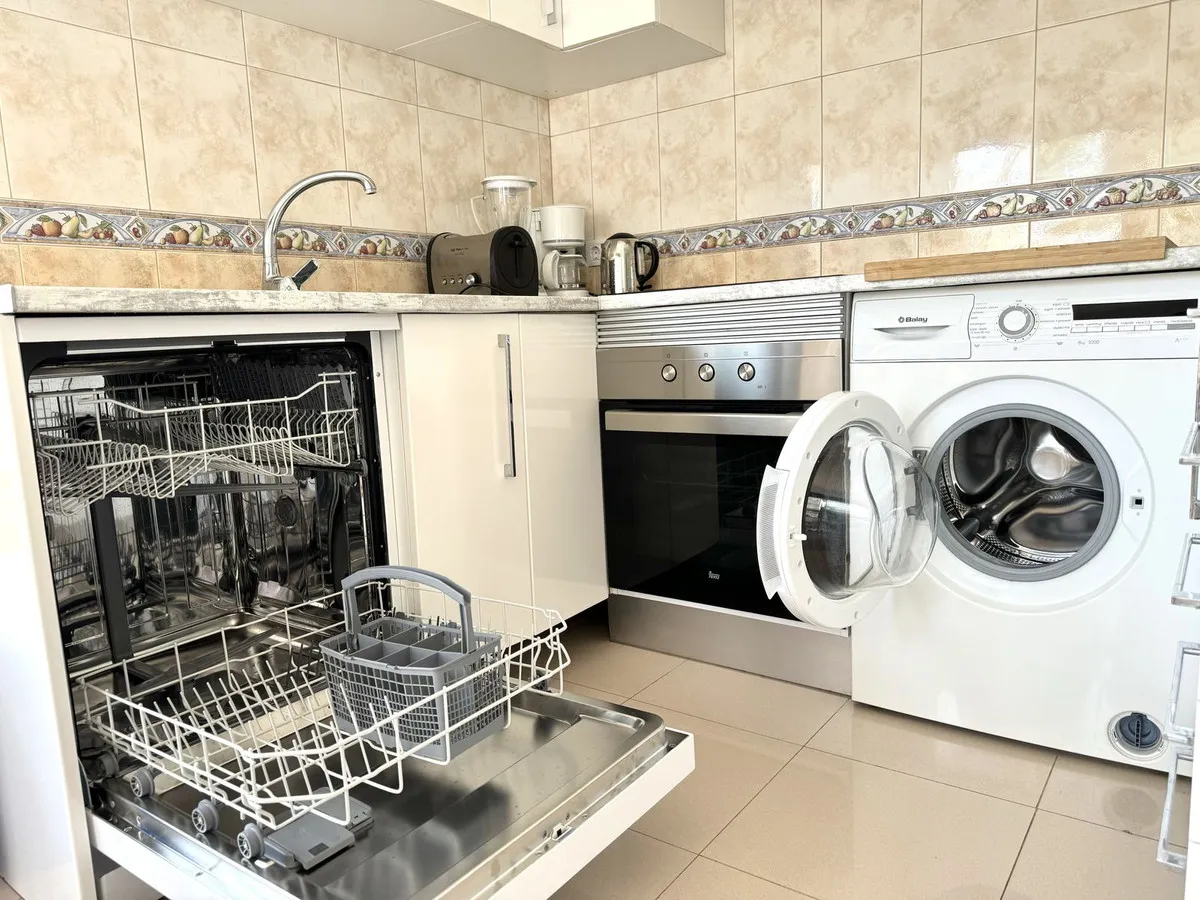 5bd1a847-8ee8-42ba-82df-ea7f03a3ed14