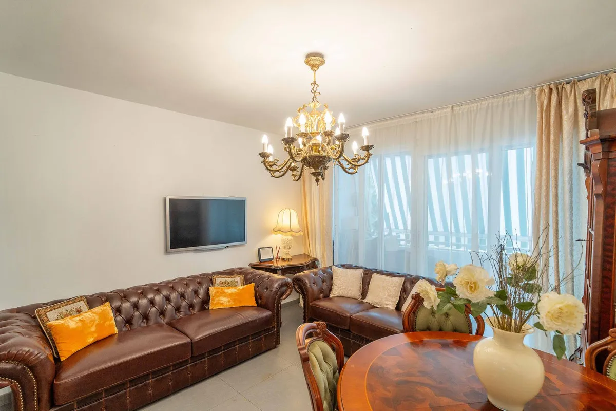 5fc2cfde-318c-4132-a951-d7847b74f2b2