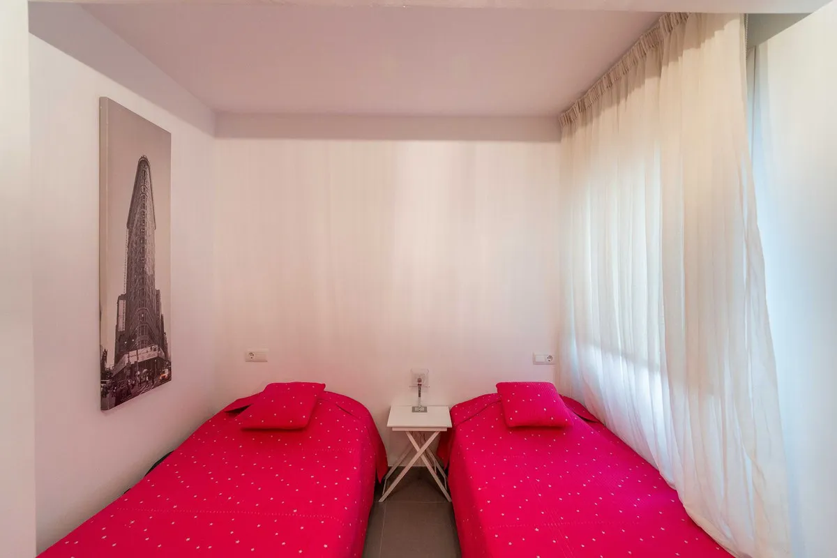 dc6af83a-1970-4337-9f84-78209687afb0