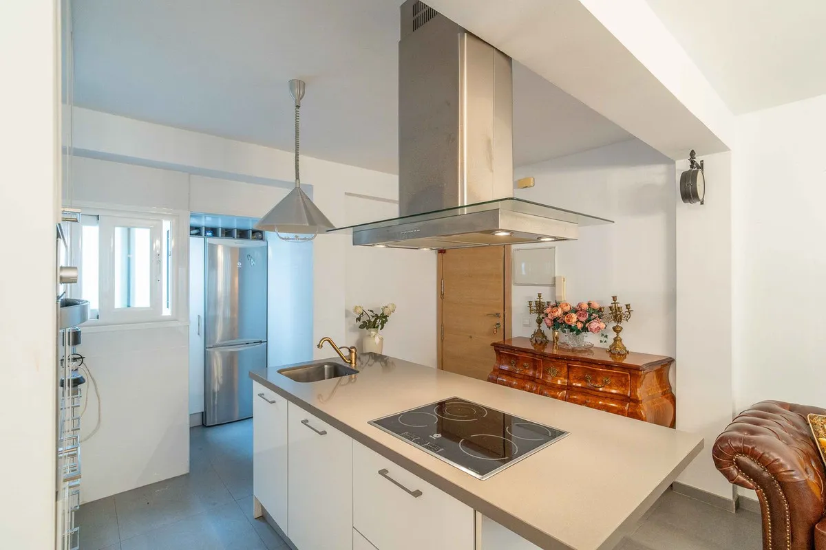 e9e9fdad-1f7b-4647-9b7c-dcd51c0b25cb