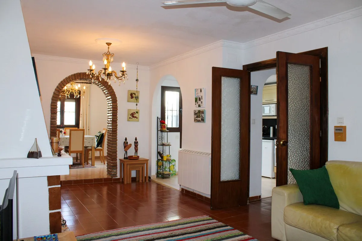 127f1bdd-699b-41d1-8c6e-42e02e89ceeb