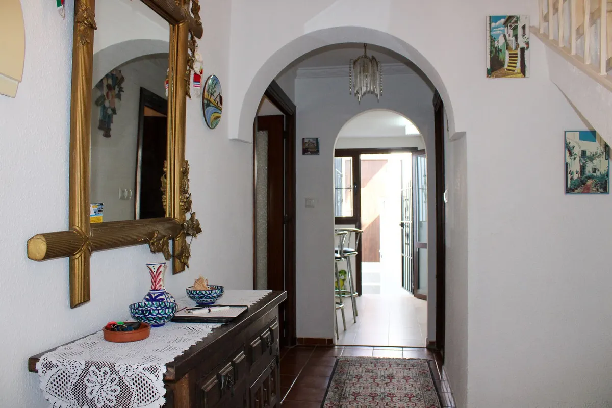 8a71afbe-8b98-42b3-9427-7363290e75ee