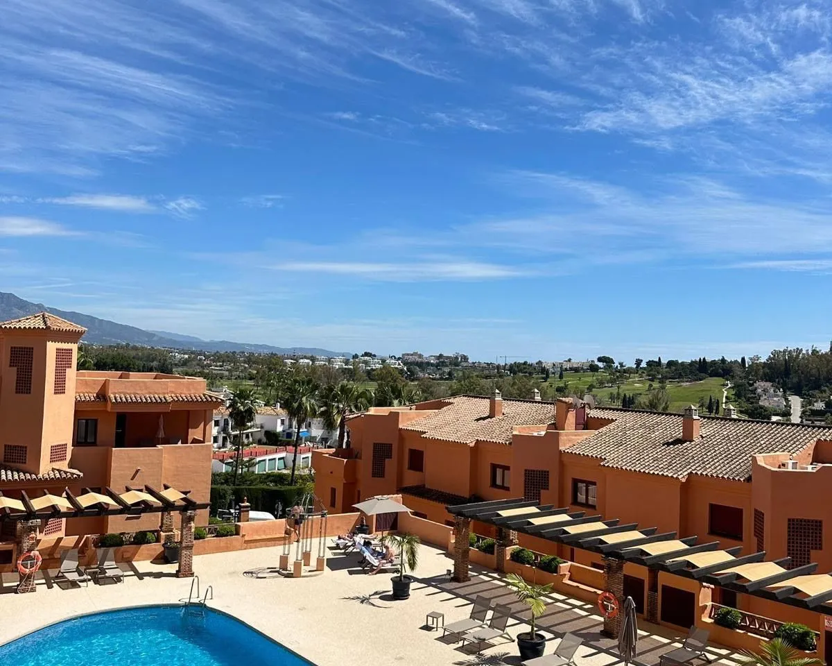 4893b441-f543-4f00-8868-a348467e7b03