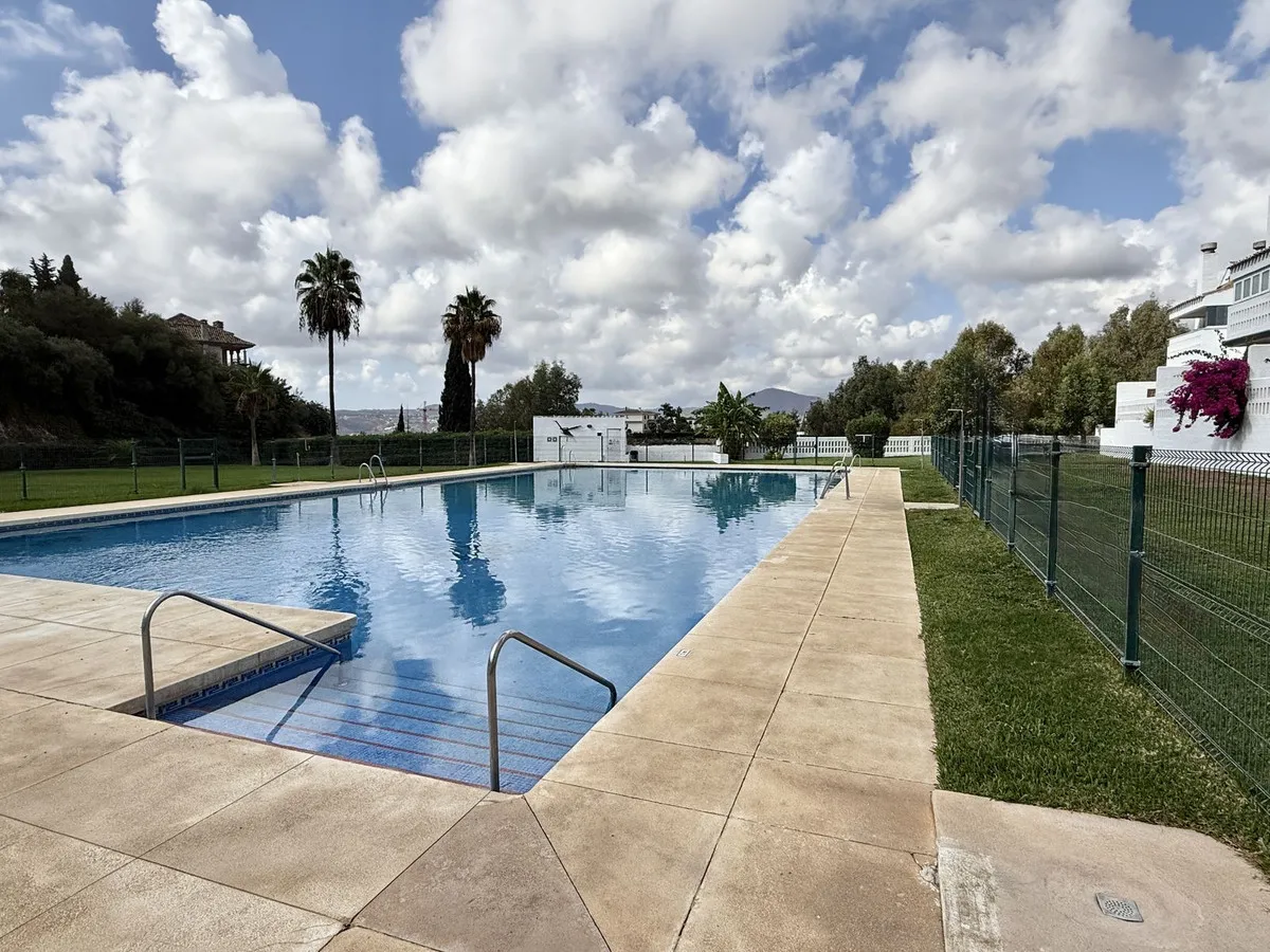 1f0fc538-fe60-49ef-94a5-5c0ac6b4694a