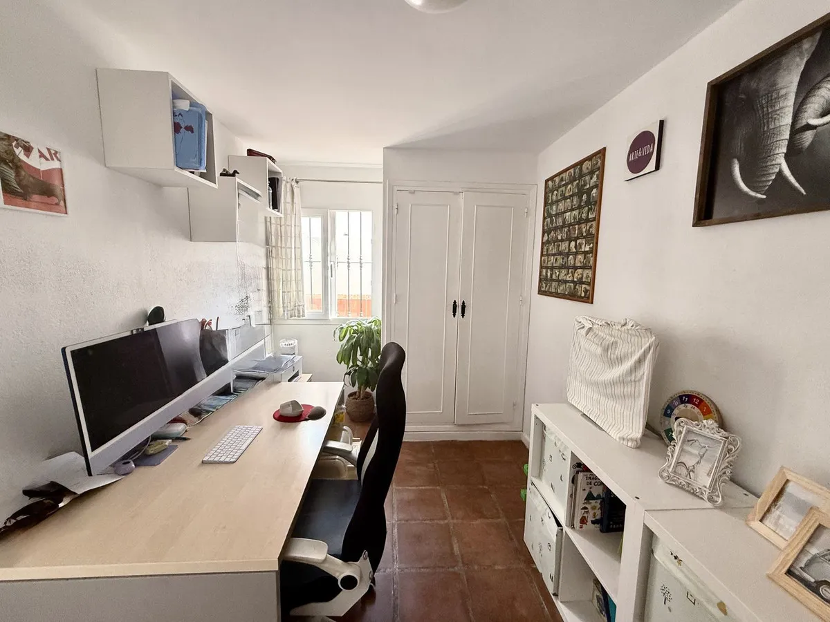 7dfdb894-1512-40f2-934b-c8b60c0ea03d