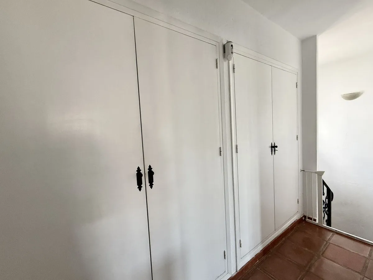 cc52e149-c76a-426b-9040-562452de5ce3