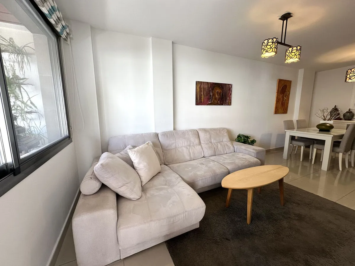 934dab8b-f0c4-4112-8681-69facfe29e1e