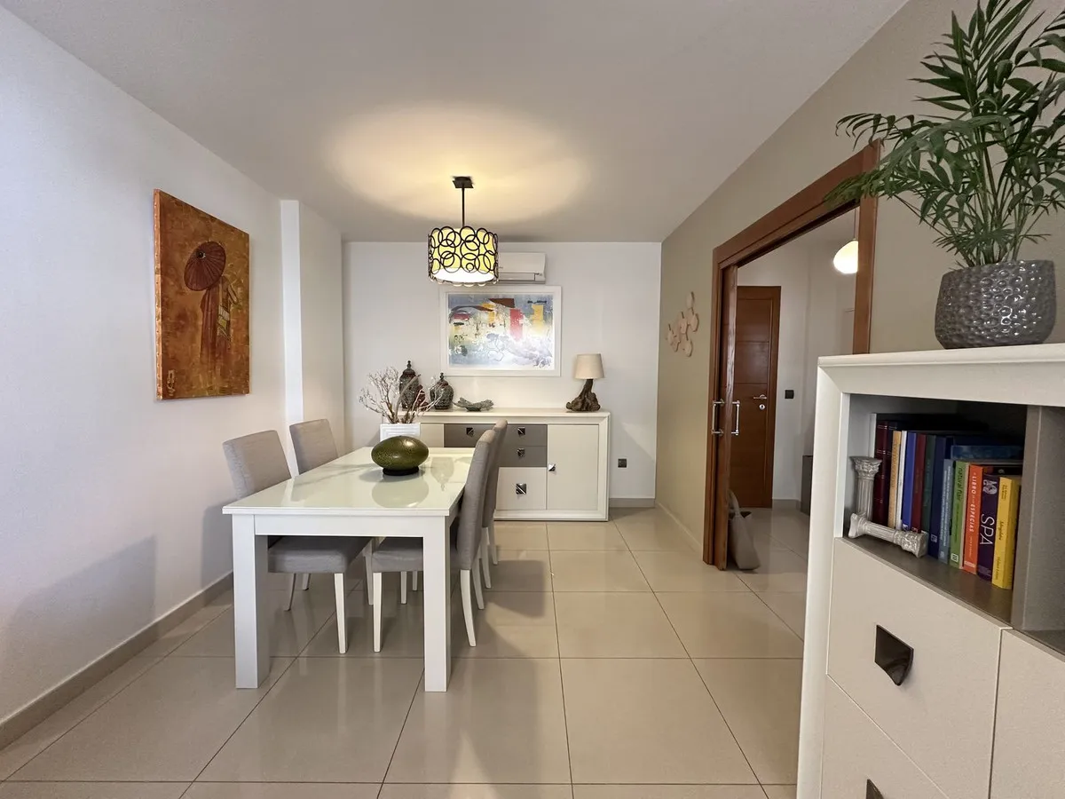 c216015b-b312-4e6a-b7b1-513e038a56c4