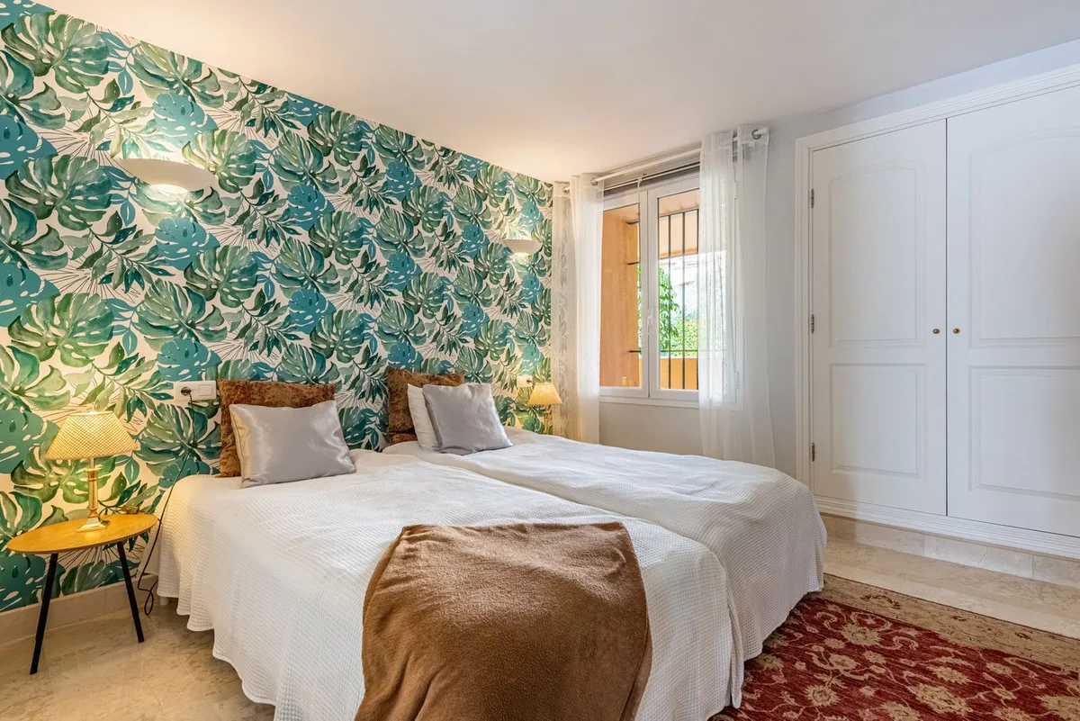 2e28ad8a-86d3-4a34-aa10-1f6955af4a29