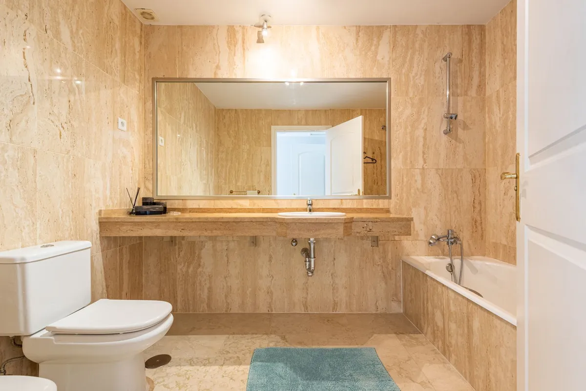 a12d4384-d08a-4283-876e-69b5aacf8e80