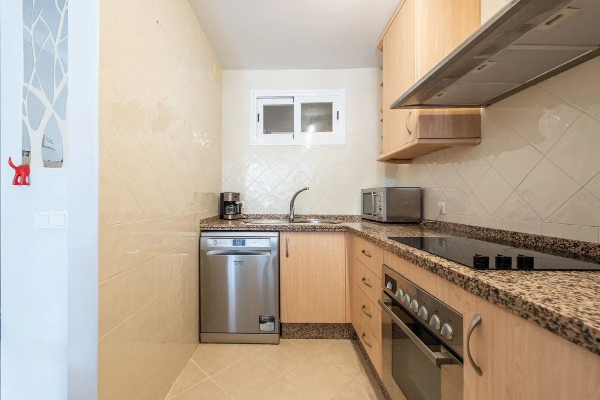 f56453bd-9ee2-4515-84b6-fd5918a7ab19