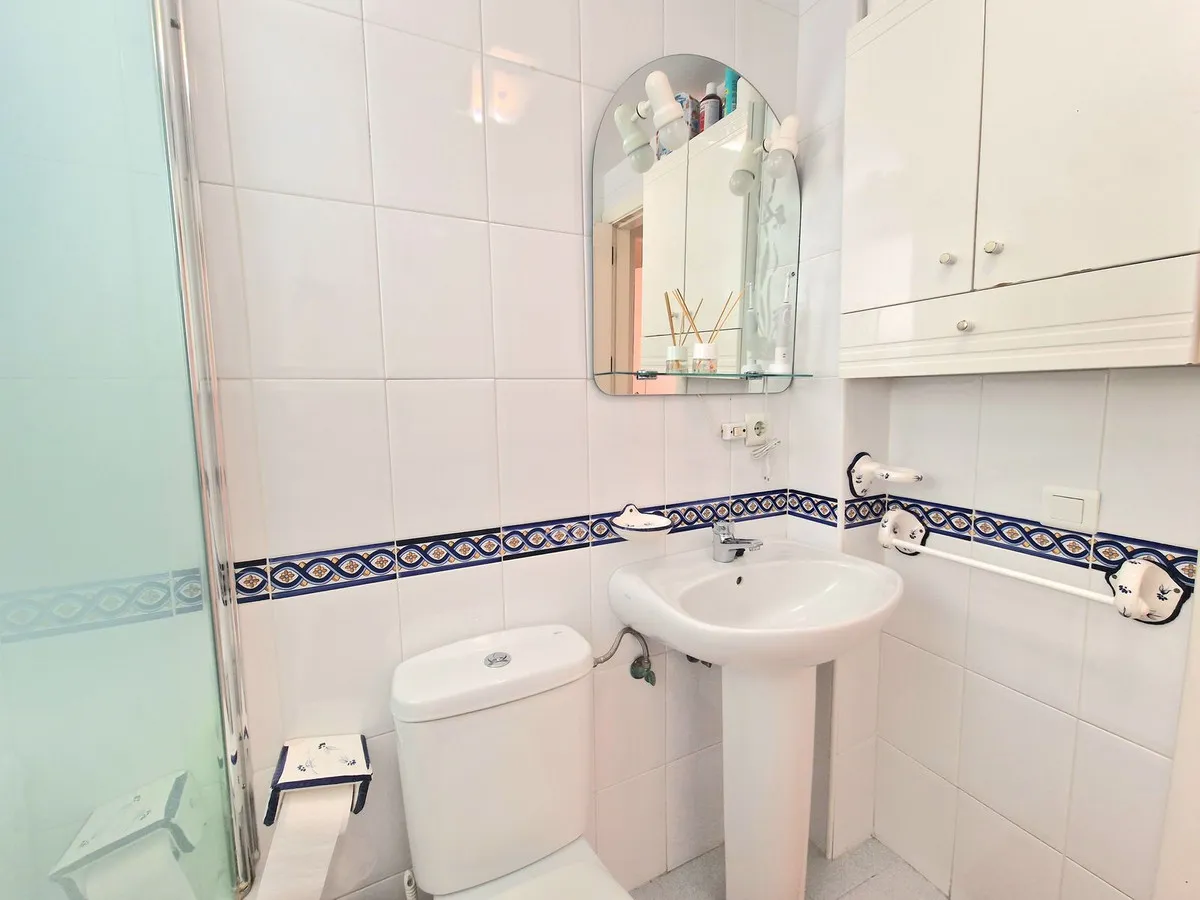 36ffff4e-c296-4e0a-9de5-fd355e64dd29