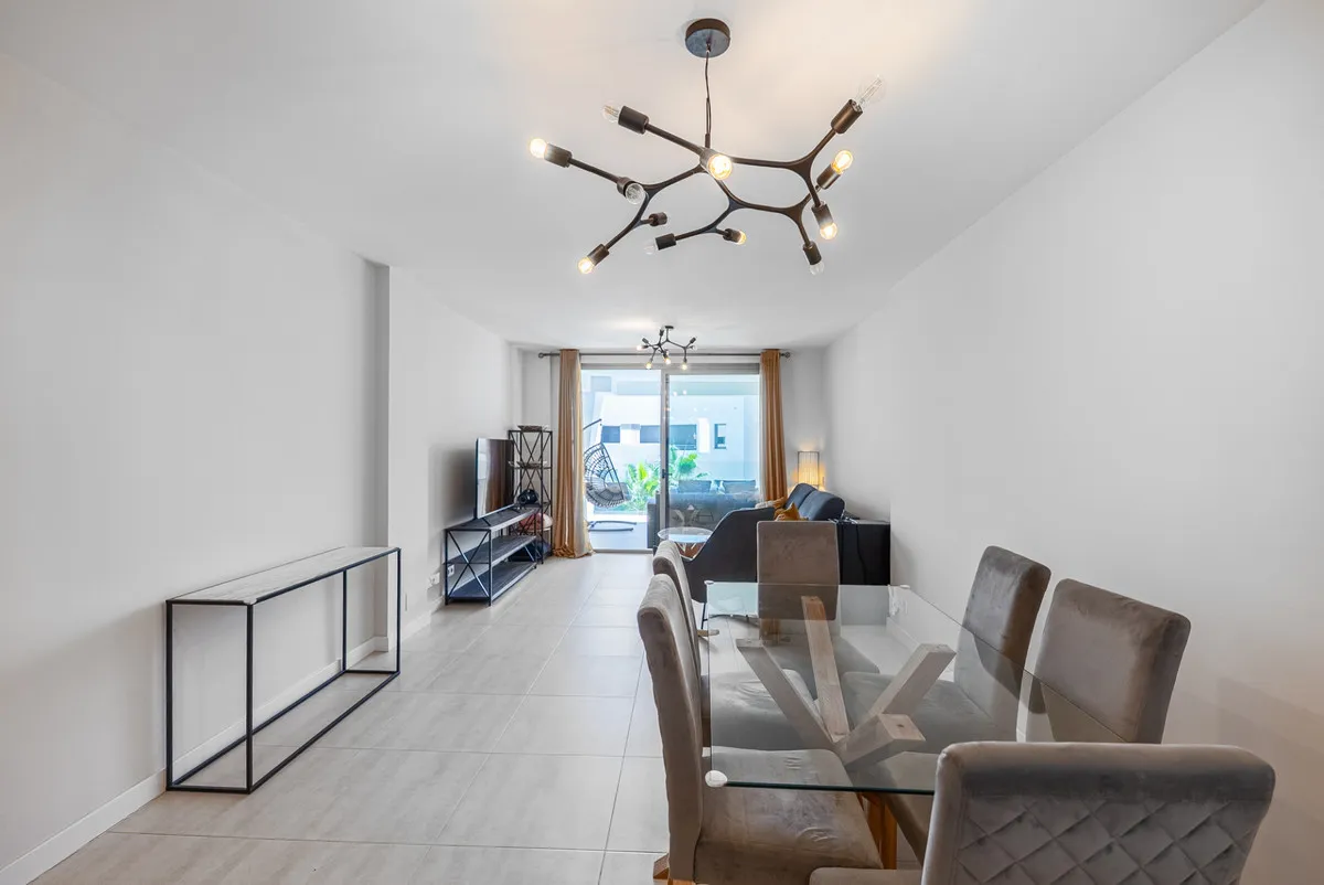 b4480fe9-60cc-42cb-ab90-17ec2722d4c2