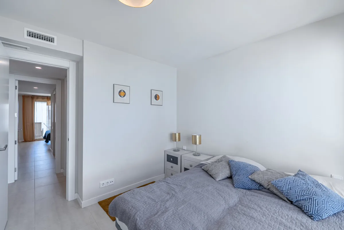 cb55e99b-85ea-4721-a84e-1d5f308879fd