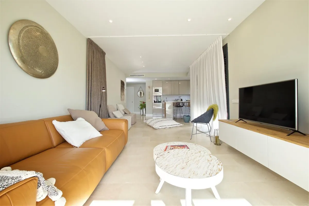 43404958-2e78-49ed-8f51-dad59a088618