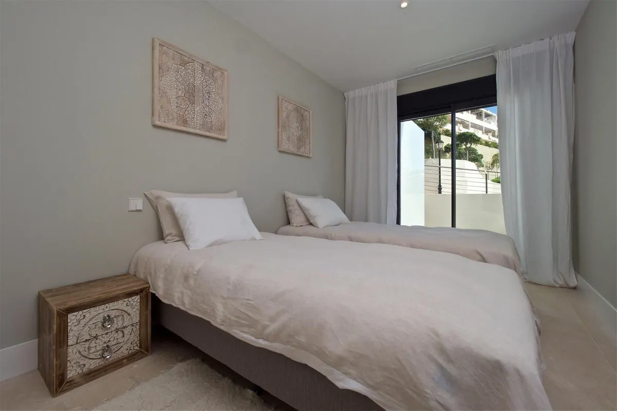 b2362f19-a0bb-4b45-a692-b406be8fbef5