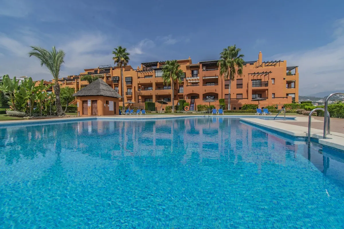 33a51f03-0041-4828-89a2-2e2c9e9db612