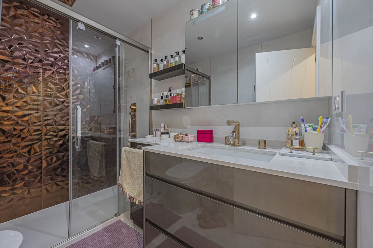 ca7874cf-4840-40e9-9bfc-d2eaee609216