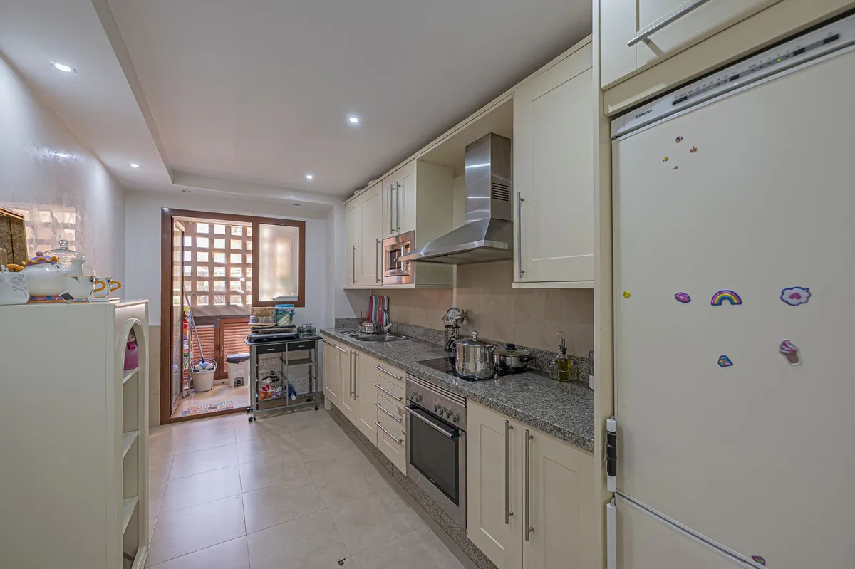 e87230c7-2608-4ed4-ae41-09313607edb4