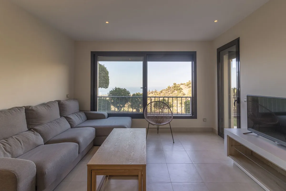 0f838b6a-44e2-4b30-88e5-fe18bfaac3f7