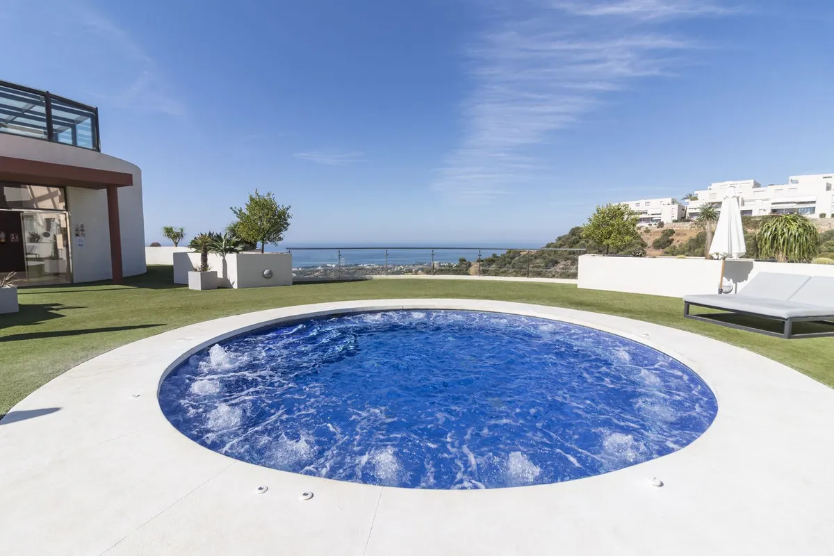 663dc8a5-3eed-40a3-a6b1-a5ecb1aed53b