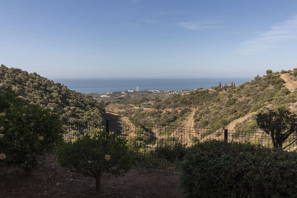 baf70d28-8c3a-4ec0-a375-fb35b954d7de